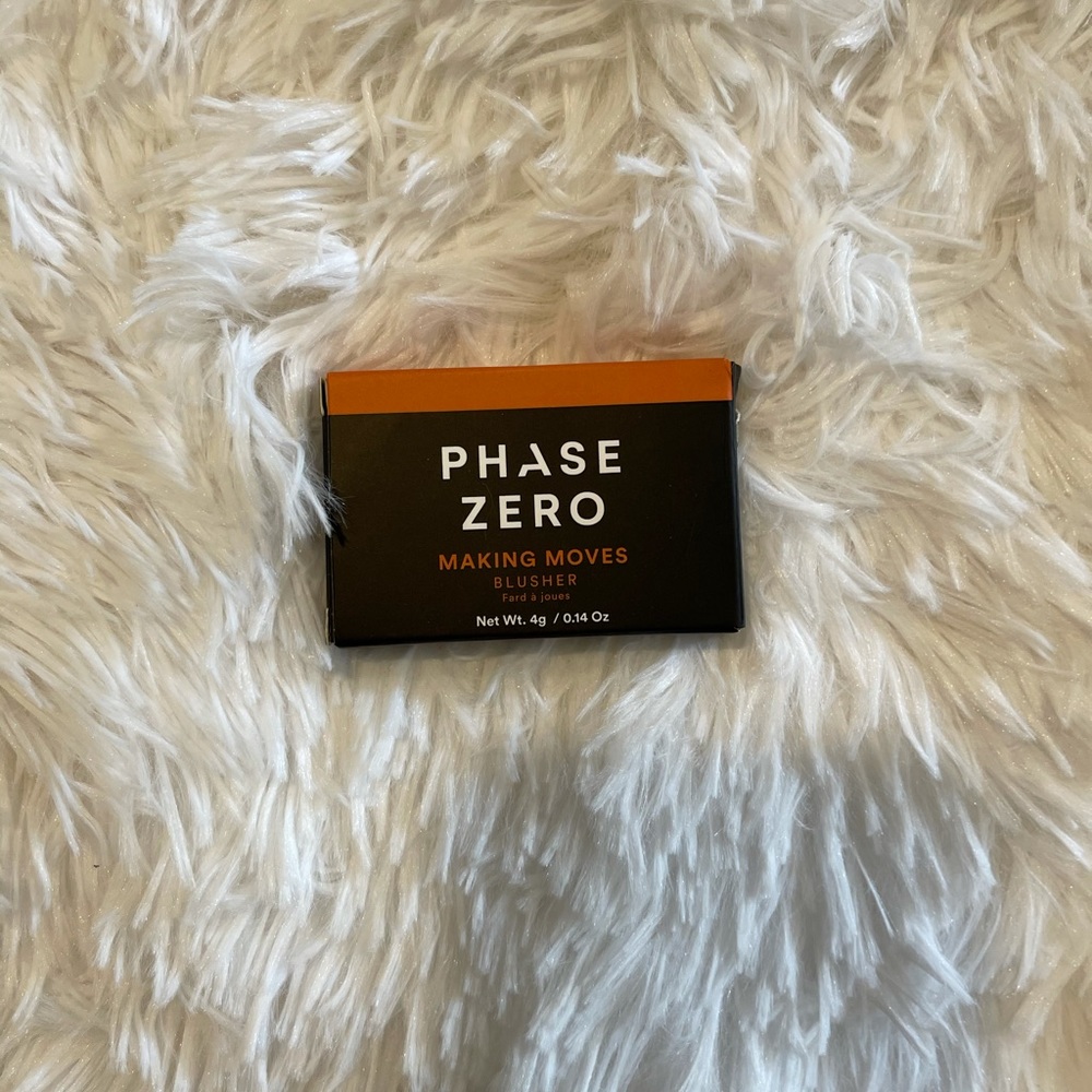 NWT BNIB Phase Zero Making Moves Blusher